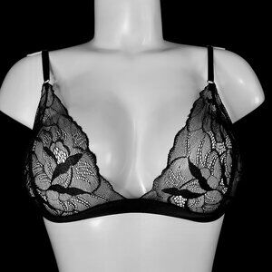 COMMANDO LOVE BRALETTE